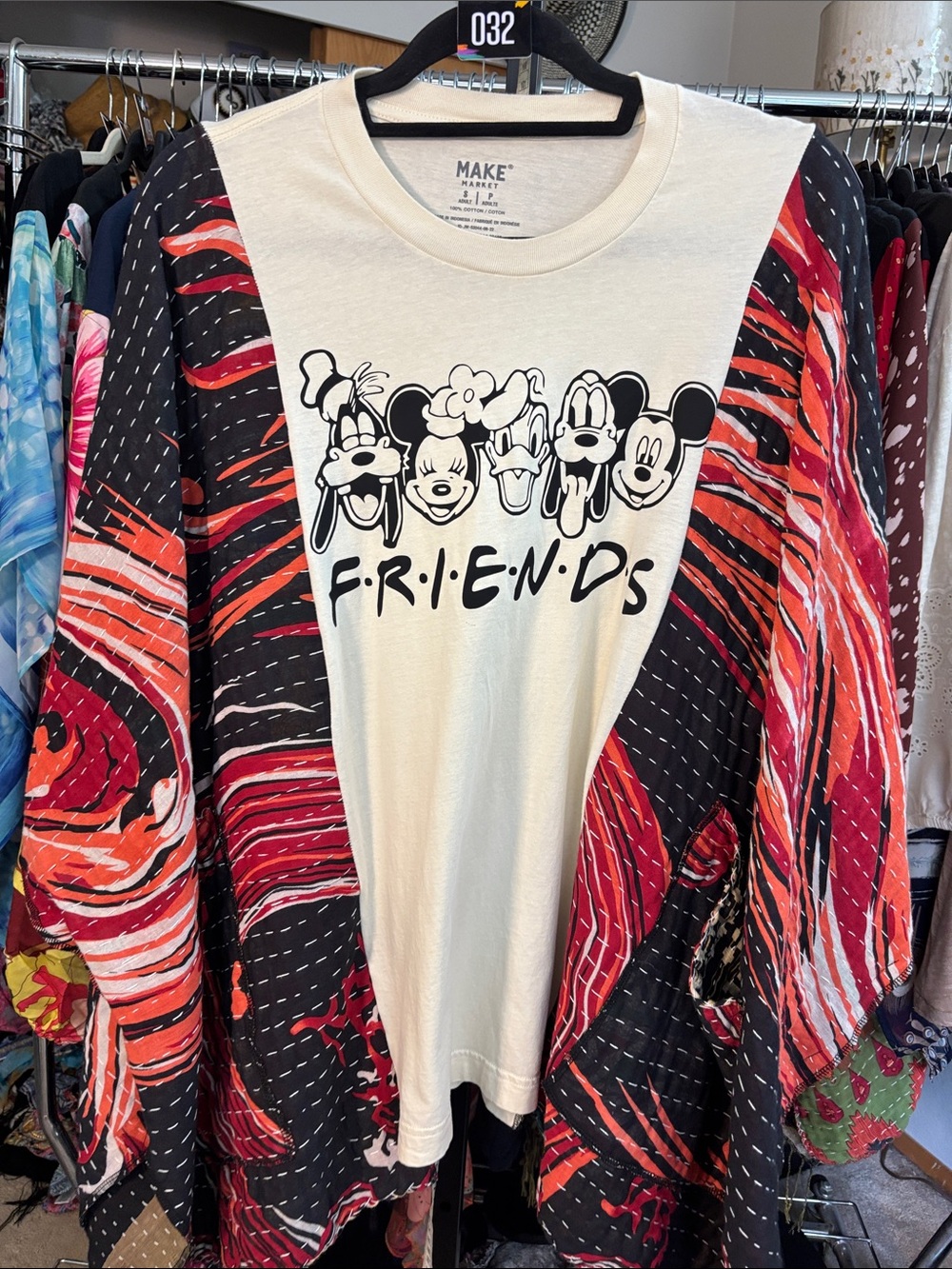 32. Friends one Size
